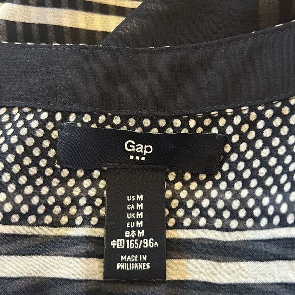 Gap blue white striped sheer sleeveless blouse Size M - Picture 7 of 8